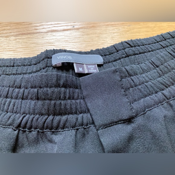 🖤 Vince 100% silk joggers in black - Picture 5 of 14